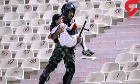 نجات جان یک کودک توسط مامور یگان ویژه + عکس