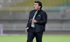 خداداد عزیزی از سرمربیگری سپیدرود استعفا کرد