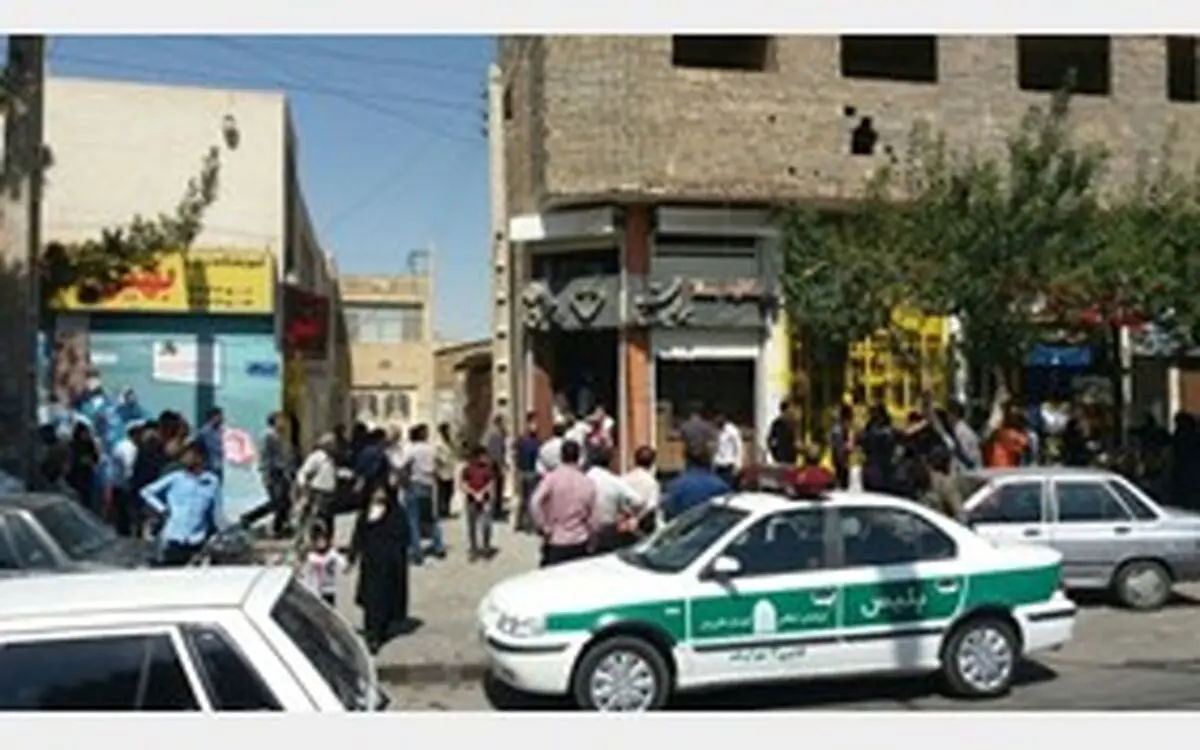 آژیر پلیس، دزدان طلافروشی را فراری داد