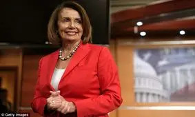 حمایت تمسخرآمیز ترامپ از نانسی پلوسی