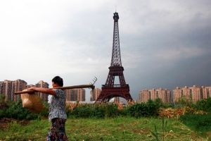 ساخت برج ایفل تقلبی در چین!