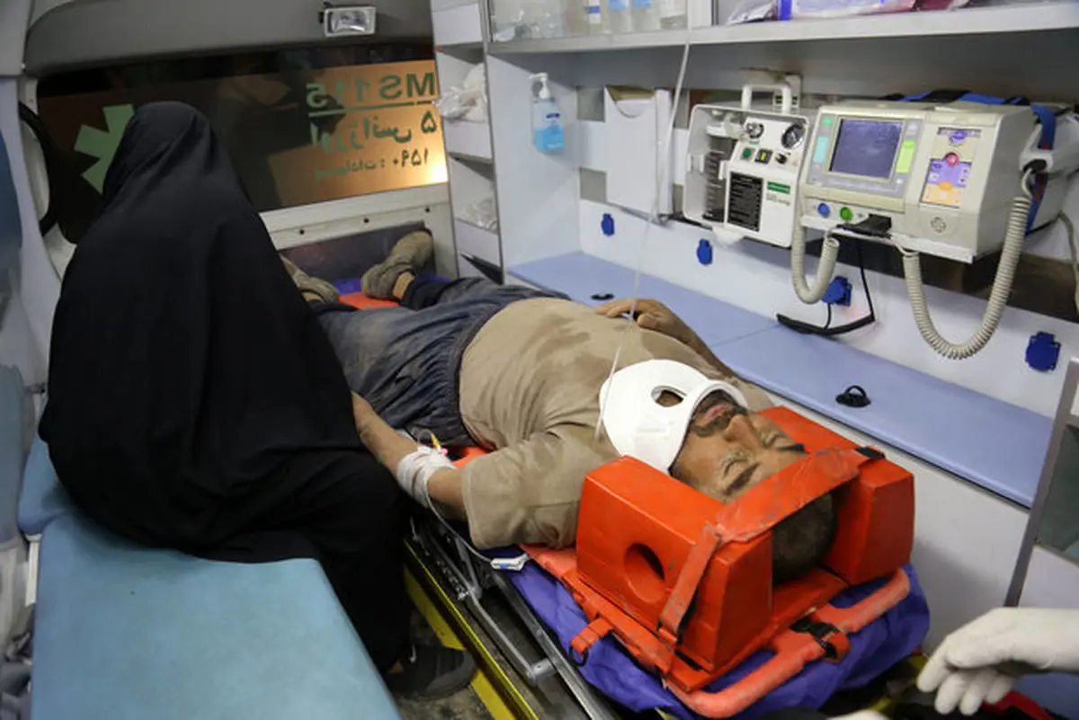 مقنی محبوس در چاه متروی قم نجات یافت