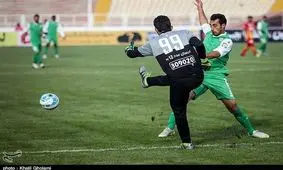 حضور ماشین‌سازی با لباس آتش‌نشانی/ ادای احترام دو تیم به یادبود شهدای آتش‌نشانی