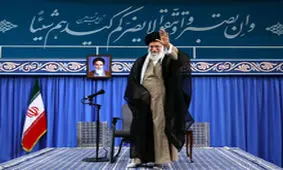 رهبرانقلاب: نمی‌گوییم خیانت، اما خطای بزرگی کرده اند