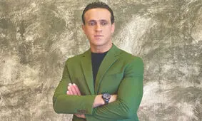 رونمایی از چک بی‌محل دیگری که علی کریمی از حساب خواهرش کشید/ عکس
