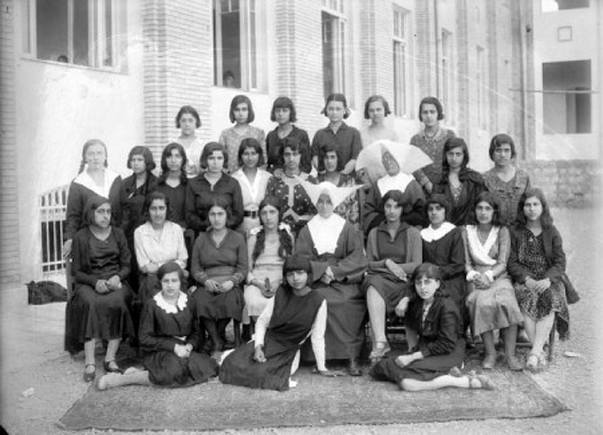 اولین مدرسه دخترانه در ایران