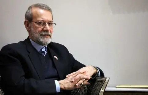 طواف پیکر شهید دکتر لاریجانی و پسرش در حرم حضرت معصومه (س)/ ویدئو