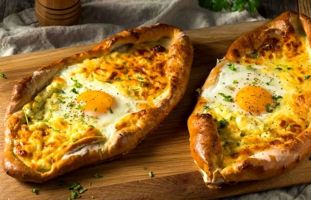 طرز تهیه خاچاپوری پنیری گرجستان
