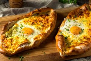 طرز تهیه خاچاپوری پنیری گرجستان
