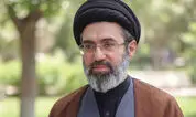 بازنشر تصاویری دیده نشده از رهبر انقلاب در کنار جانبازان حزب‌الله/ روایتی از عیادت آیت‌الله سیدمجتبی خامنه‌ای از مجروحان حادثه پیجرها