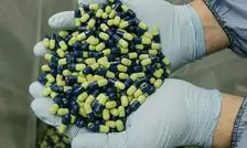 کاهش تدریجی دوز، به‌همراه روان‌درمان موثرترین راه برای قطع داروهای ضدافسردگی