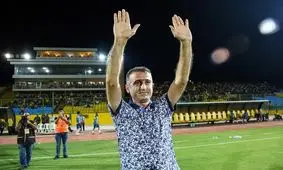 فراز کمالوند سرمربی تیم فوتبال صنعت نفت آبادان شد

