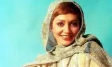 سفر در زمان؛ «گوگوش 21 ساله» در حال گفتگو با «ویلیام وایلر» در تهران؛ سال 1350 