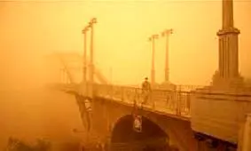 موج قوی گرد و خاک خوزستان را فرا می‌گیرد/ احتمال کاهش دید به زیر ۵۰ متر