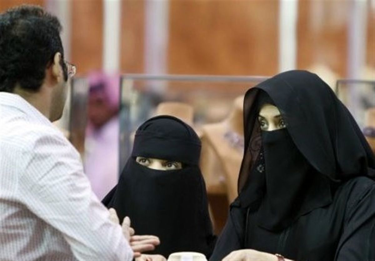 ۳۸ درصد جمعیت عربستان خارجی هستند