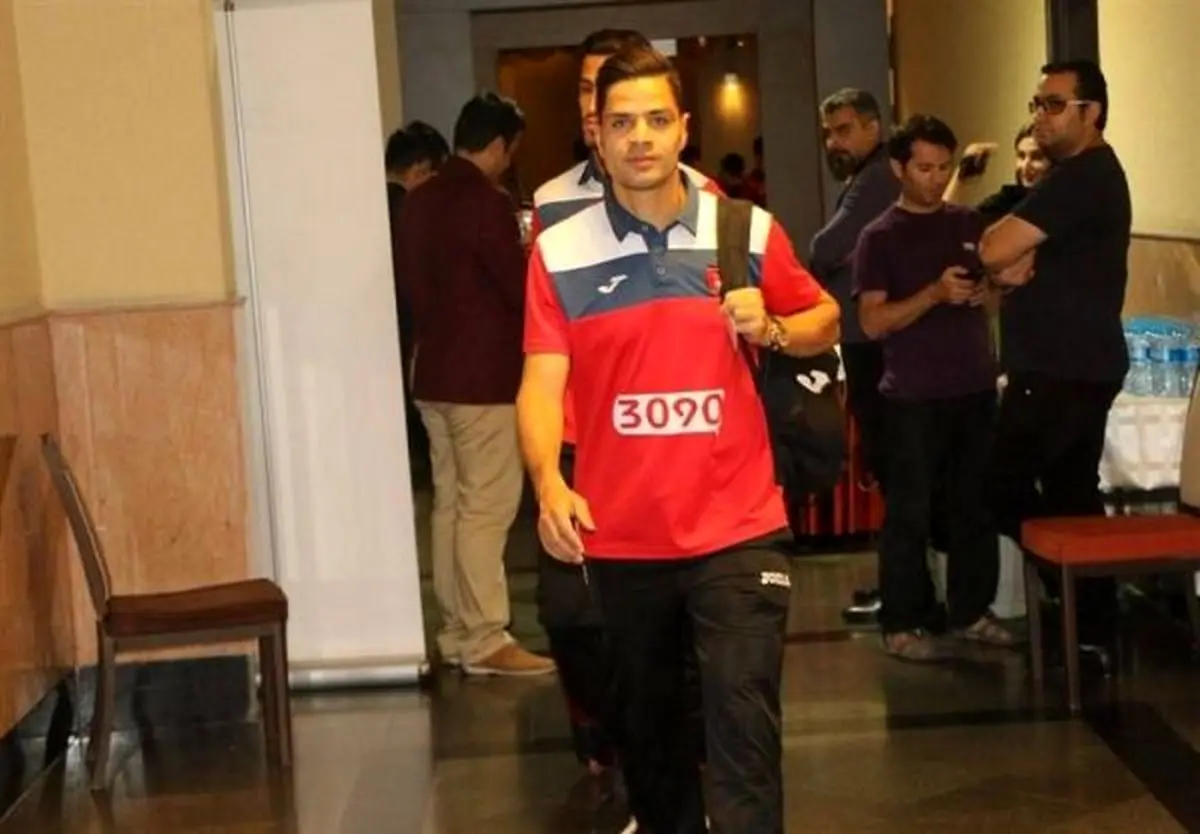 کامیابی‌نیا مصدوم و به بیمارستان منتقل شد