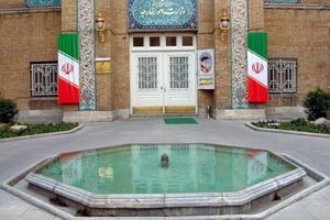 خانه تکانی در وزارت خارجه/ظریف ترکیب جدید همراهان خود را معرفی کرد