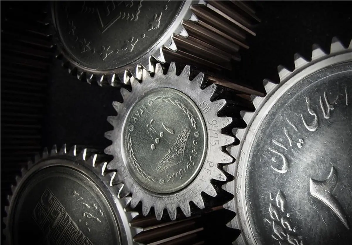 تولید داخلی موجب افزایش توان ایستادگی در مقابل هجمه‌های‌ اقتصادی بیگانگان می‌شود