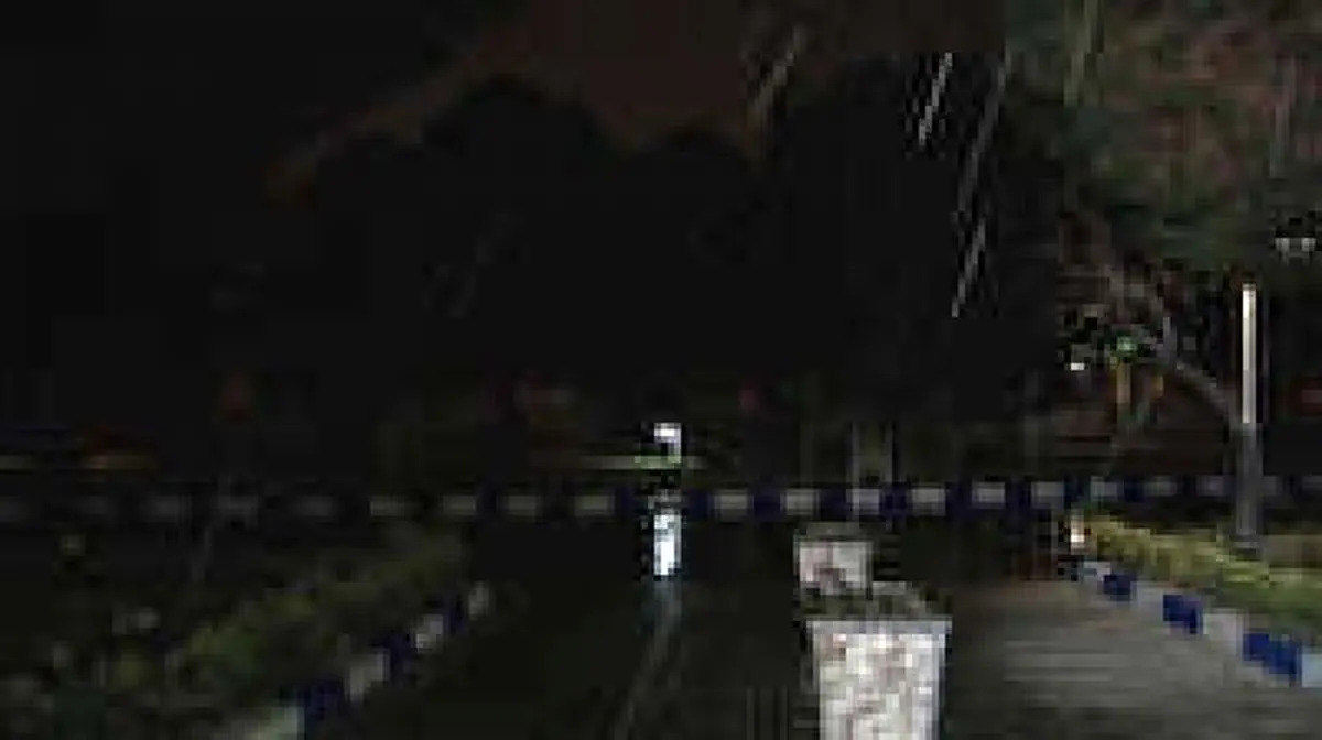 اصفهان روسفید شد/ بارش برف در سرتاسر نصف جهان