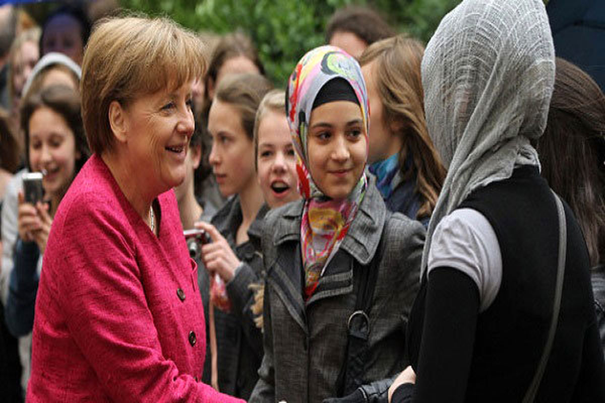 گفتگو درباره زندگی مسلمانان آلمانی در حاشیه یک نمایشگاه عکس