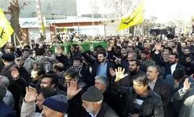 پیکر مطهر دو شهید مدافع حرم اهل‌بیت(ع) بر دوش مردم ورامین تشییع شد
