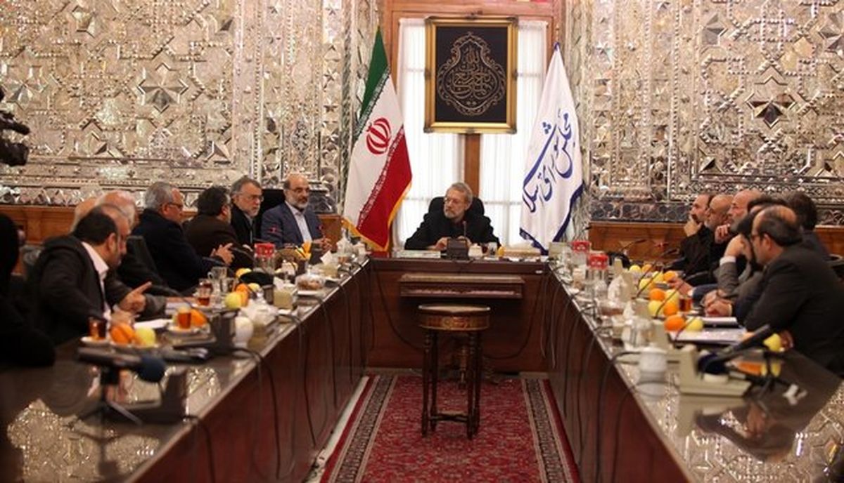 مجلس از ساخت سریالهای فاخر در رسانه ملي استقبال مي كند