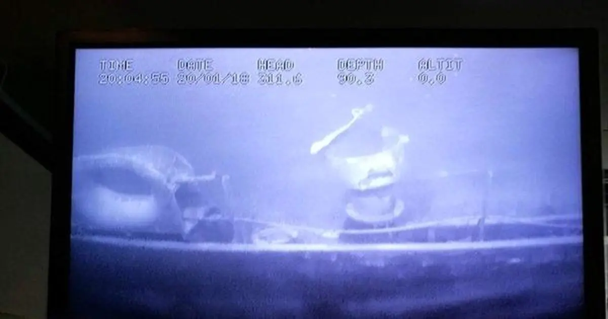 اولین تصاویر ارسالی ربات اعزامی به نفتکش سانچی