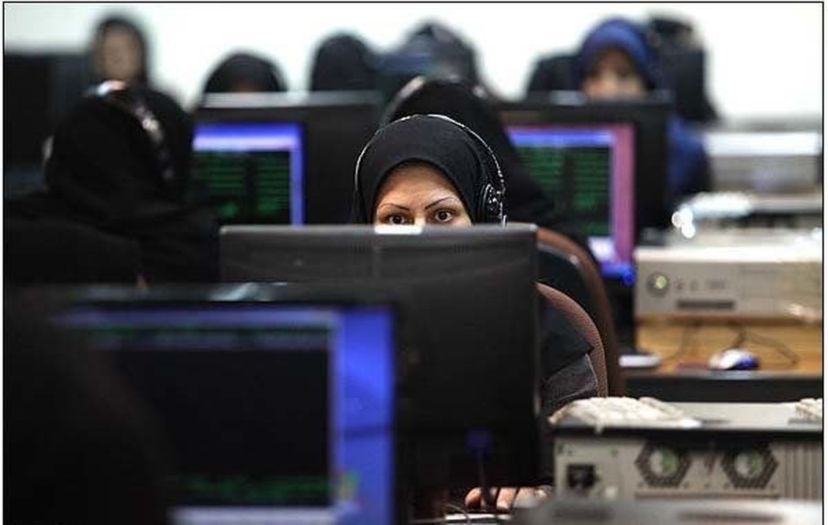 حقوق بگیران مرد ۵ برابر زنان پول می گیرند