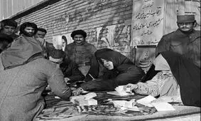 نخستین دوره انتخابات ریاست جمهوری در ایران به روایت تصاویر