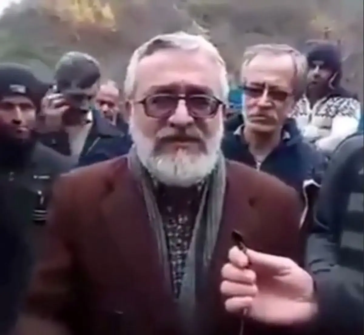 شباهت عجیب یک معترض به وزیر کشور / فیلم