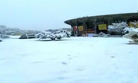نمایی از تیاتر شهر پس از بارش برف