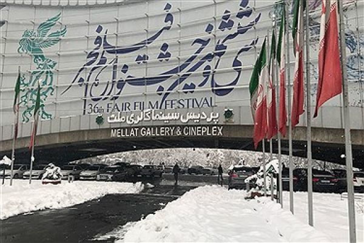 فضای مجازی تنهایی آدمها را بیشتر نمایان می کند
