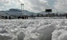 ۲۴ کارتن‌خواب گرفتار در برف در ساوجبلاغ اسکان یافتند‌