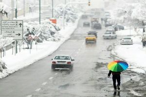 گزارش نیویورک تایمز از روزهای برفی ایران/ ایرانی‌ها نماز باران خواندند، برف بارید!