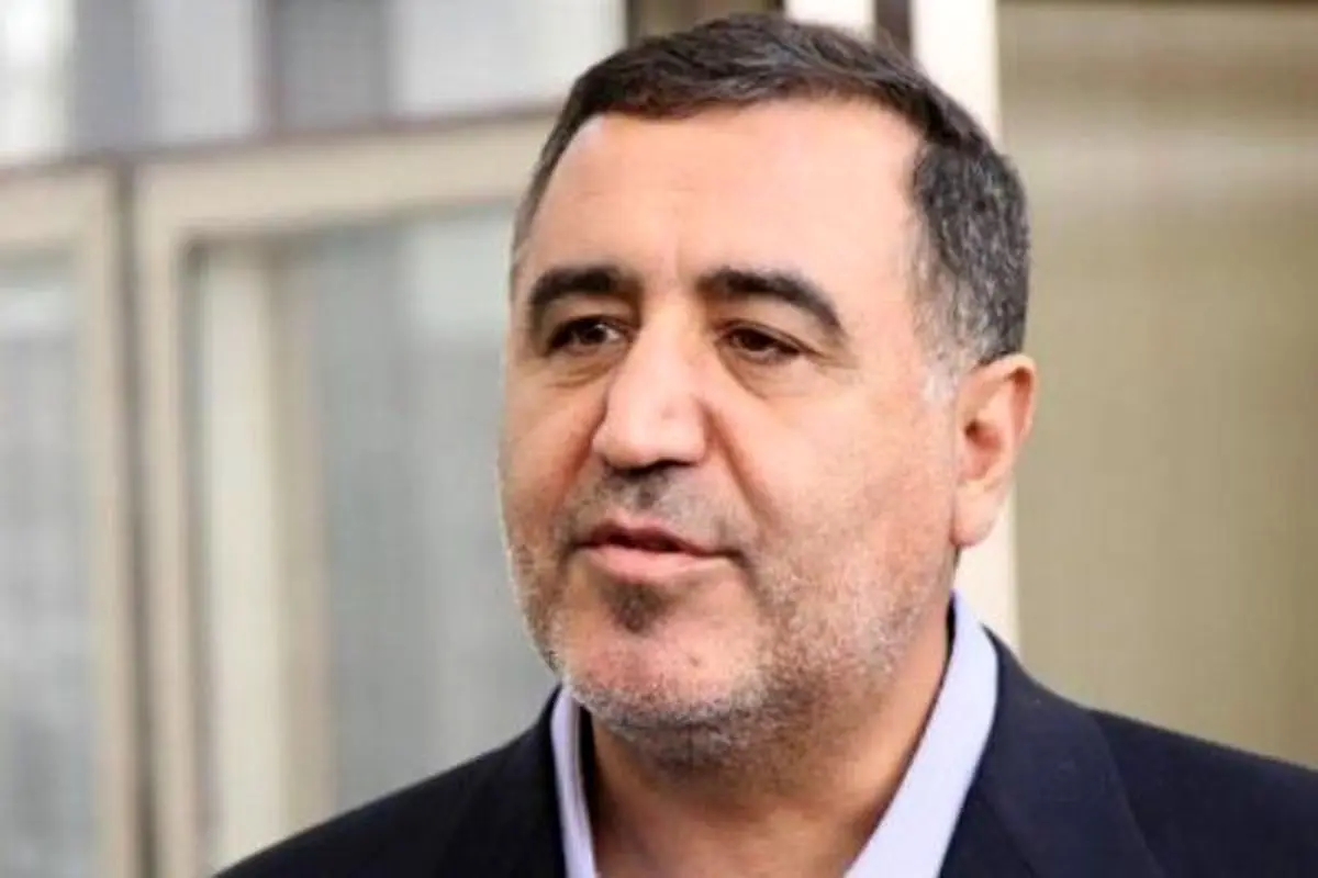 تذکر یک نماینده مجلس: اگر صحن مجلس حرمت قانون را نگه نگدارد فاجعه است