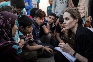 آنجلینا جولی: باید برای جنگ داخلی سوریه راه حلی پیدا شود