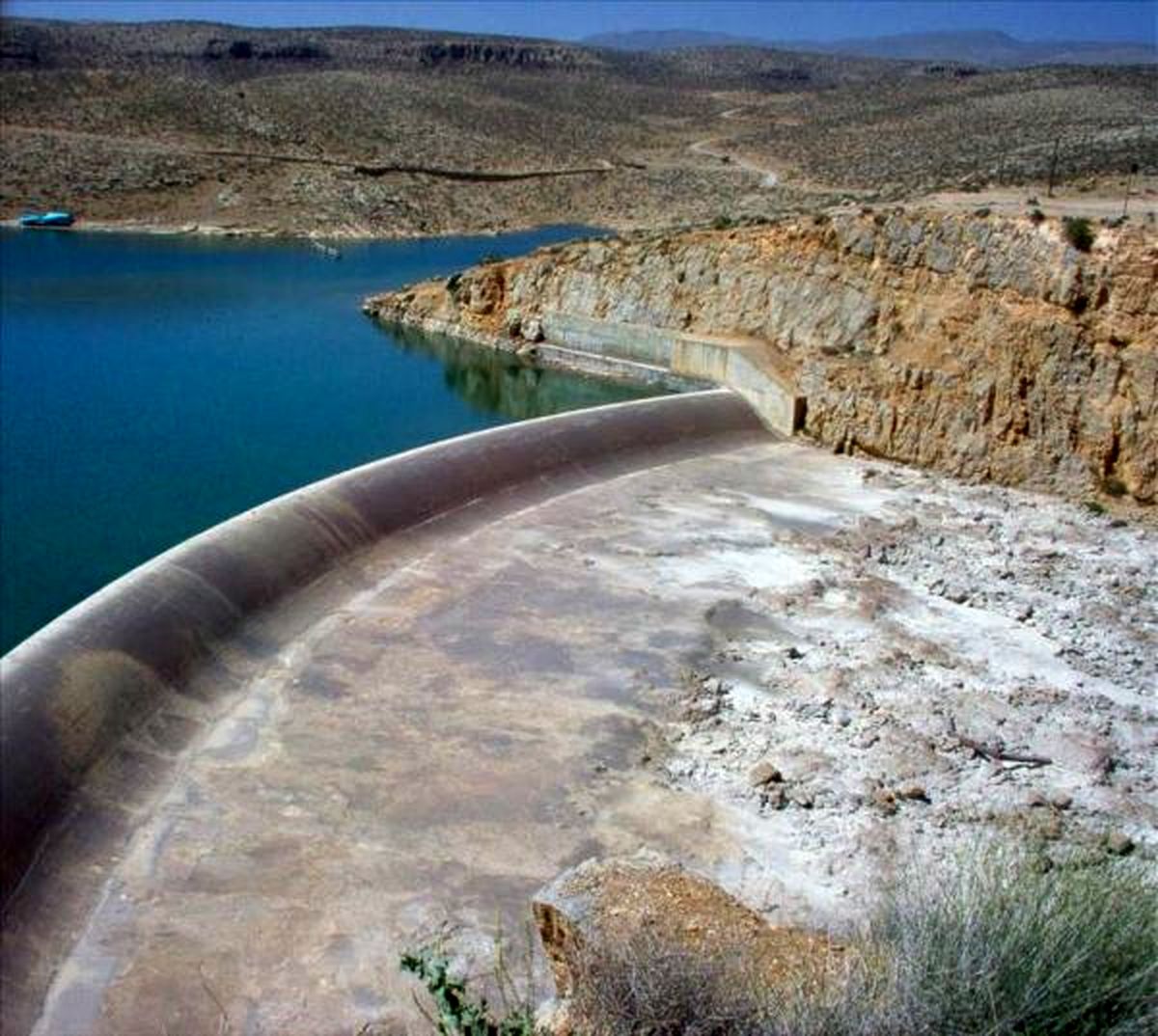 4 سد استان فارس هیچ ذخیره آبی برای برداشت ندارند