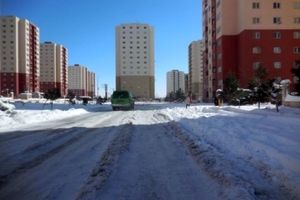 یک شهروند پرند: برف شدید و کرایه 70هزار تومانی از کار بیکارم کرد