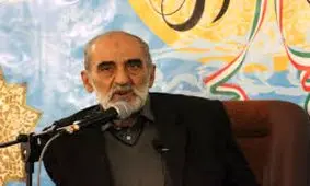 حسین شریعتمداری: تمام اقدامات دولت محرمانه است ولی شعار شفافیت سر می‌دهد