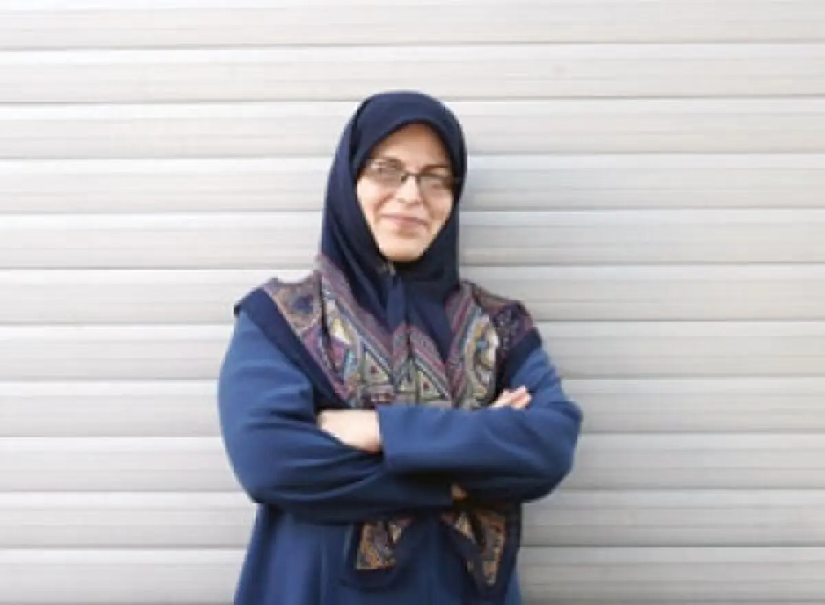 پوشش زنان نباید به موضوعی برای تشدید شکاف نسلی تبدیل شود