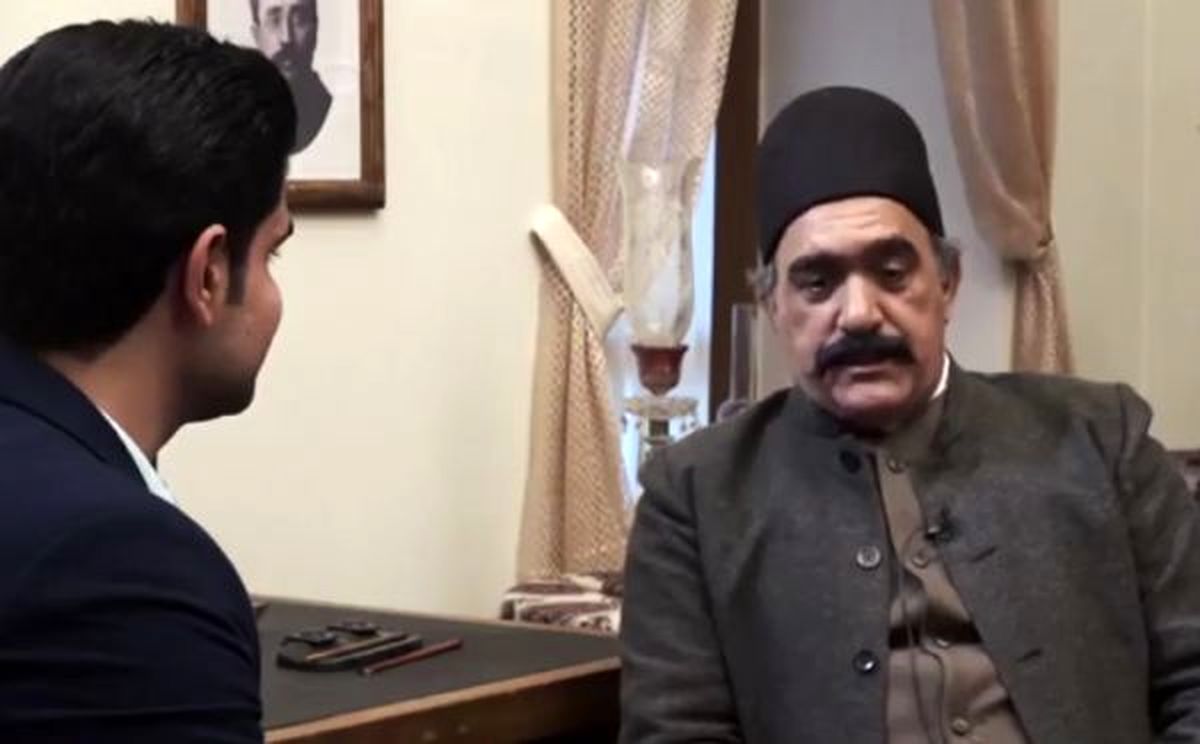 برخی فقط ماسک انقلابی بودن زدهاند/ تاریخ پر از رودست خوردن آدمهاست