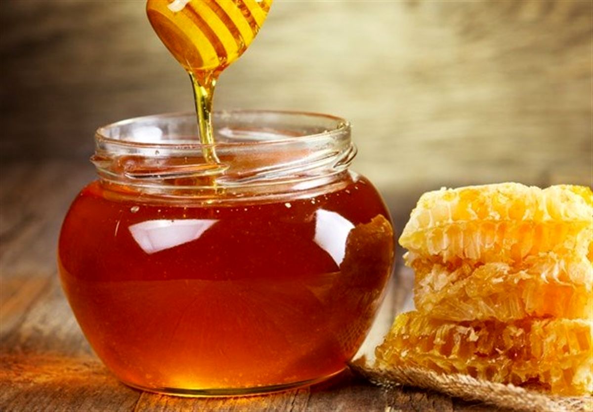 ویژگیهای "عسل طبیعی"/ راهکار تشخیص عسل تقلبی چیست؟