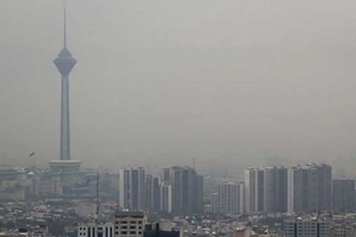سكوت در برابر افزايش آلودگی تهران/ نبود درایت در تعطیلی مدارس