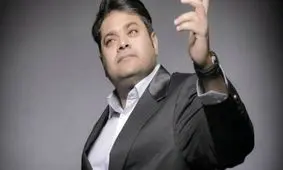 یک خواننده پاپ در بیمارستان بستری شد