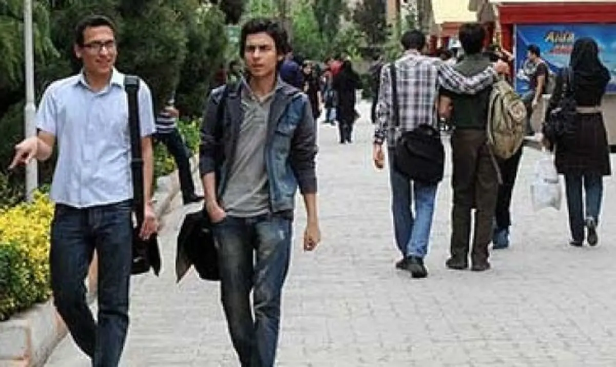 جای خالی خودباوری در بین جوانان