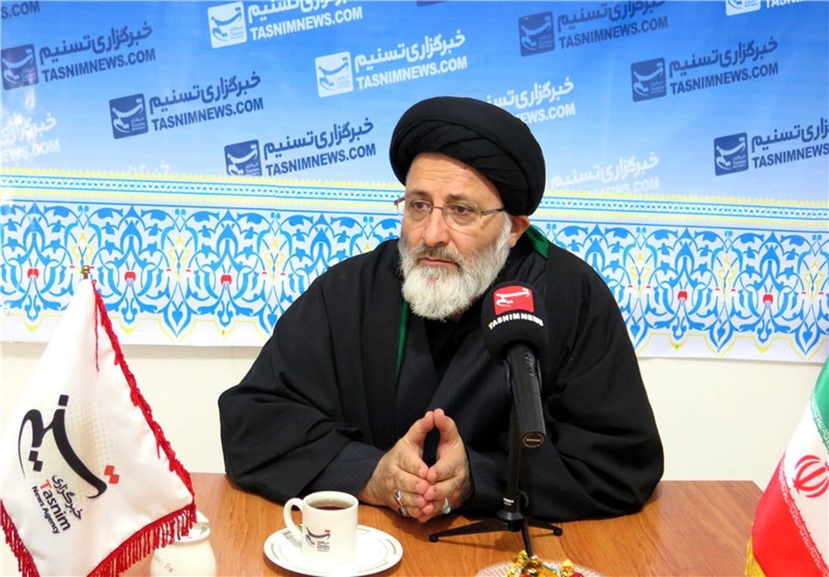 مسئولان پاسخگوی اجرای کنسرت خواننده زن در اراک باشند/ اجازه ترویج بیبند و باری و اباههگری را نمیدهیم