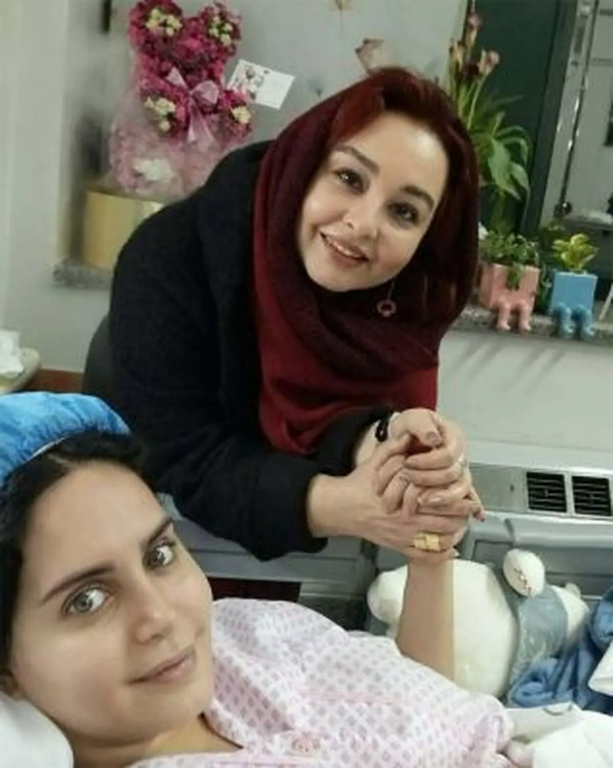 عیادت ماهایا پطروسیان از الناز شاکردوست