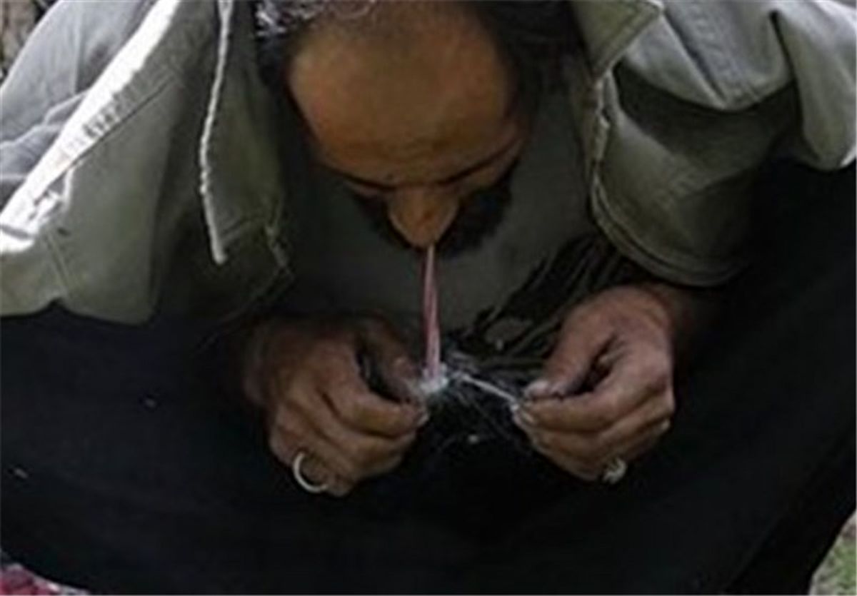 برنامههای فرهنگی دشمن بر روی استفاده از مواد مخدر متمرکز شده است