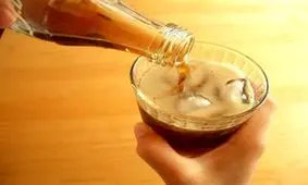 بعد از خوردن نوشابه گازدار چه اتفاقاتی در بدن می‌افتد؟