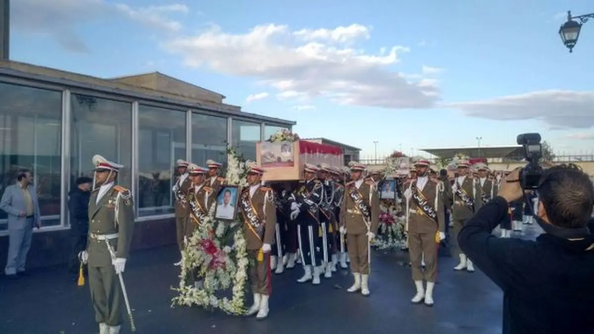 پیکر ۳ شهید خدمت سانچی وارد ایران شد